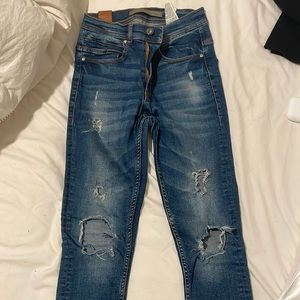 Ripped jeans
